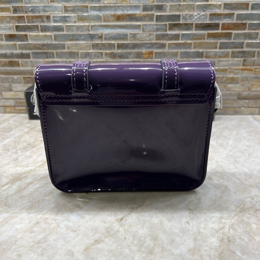DR. MARTENS PATENT LEATHER CROSSBODY BAG
BLACKCURRANT - Picture 14 of 15
